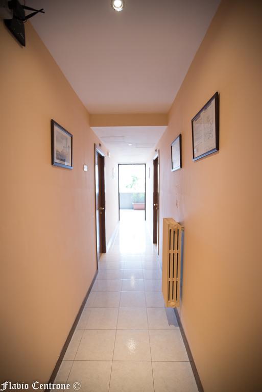 Hotel Cristal Bari Esterno foto